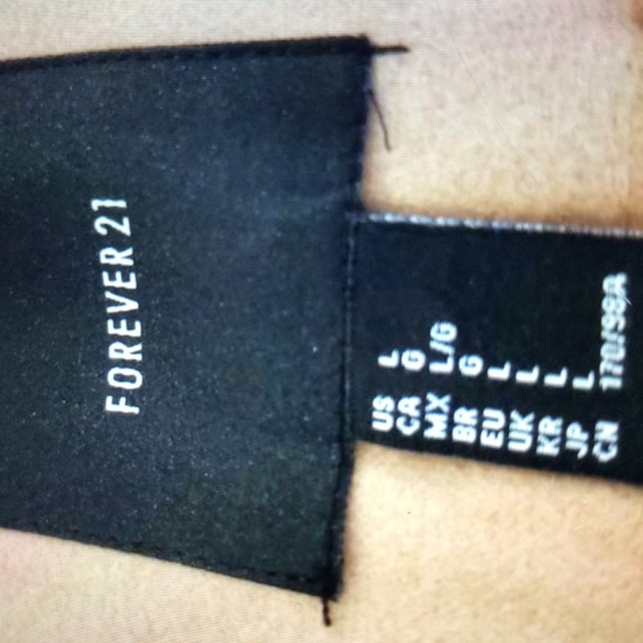 BEAUTIFUL TAN/BEIGE PEA COAT 😍 - Picture 5 of 8